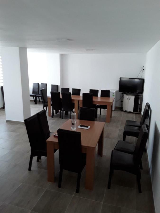 Camere De Inchiriat Central La Calciu Махмудия Экстерьер фото